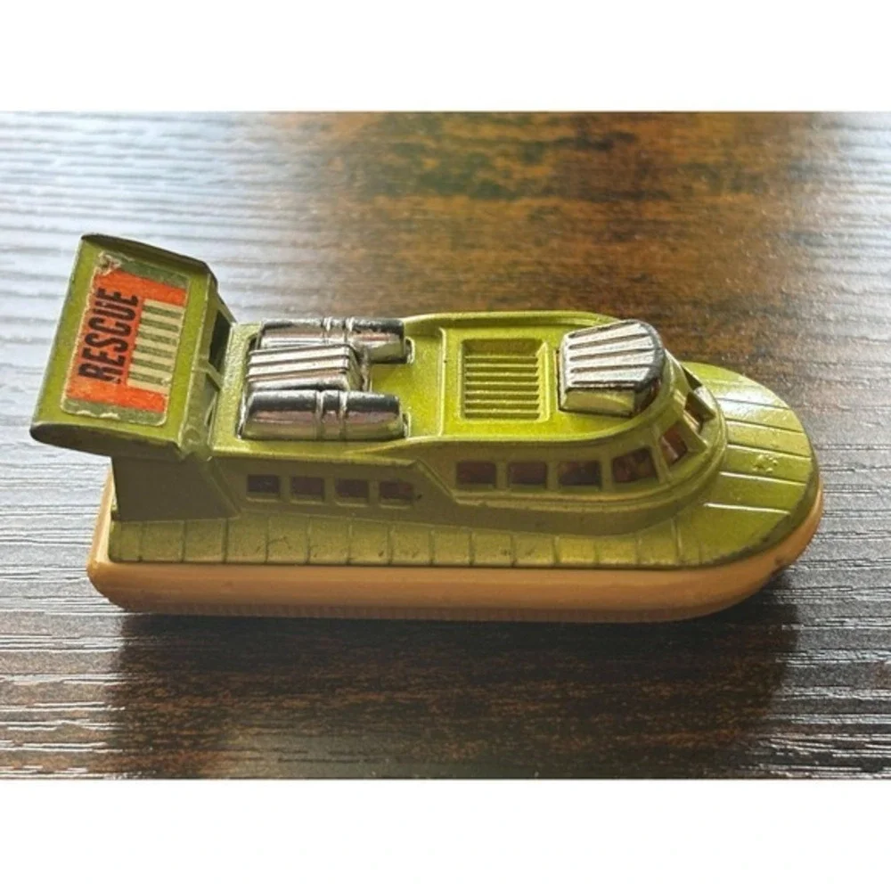 1972 Matchbox Superfast Hovercraft No. 72 & 2 – Vintage Lesney Rescue Vehicle